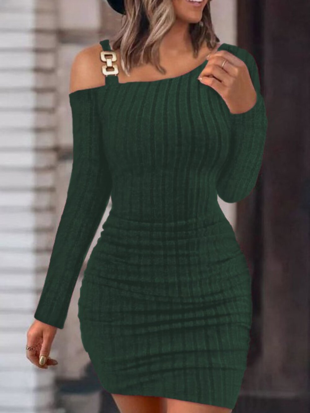 Women’s Army Green Solid Color Metal Buckle Shoulder Collar Skinny Sheath